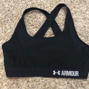 Black under armour sports bra
